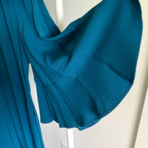 Chic short dress in turquoise blue - Picture 3 of 9